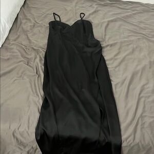 Renuar Black Spaghetti Strap Slip Dress